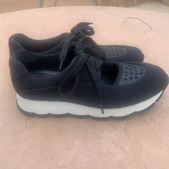 Prada sneakers - Picture 3 of 11